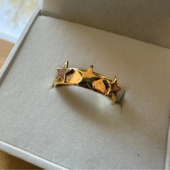 Bracha Gold Star Ring Adjustable One Size - Picture 1 of 4